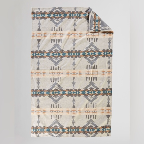 Pendleton Other - Pendleton Rancho Arroyo Organic Cotton Blanket